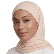 حجاب قطني بلون بيج حليبي