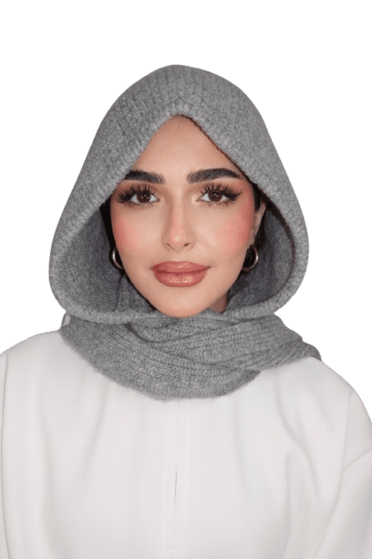 حجاب شتوي من الصوف الرمادي